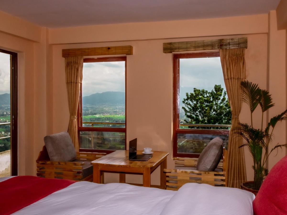 Eagle Nest Hotel Bhatgoan Buitenkant foto